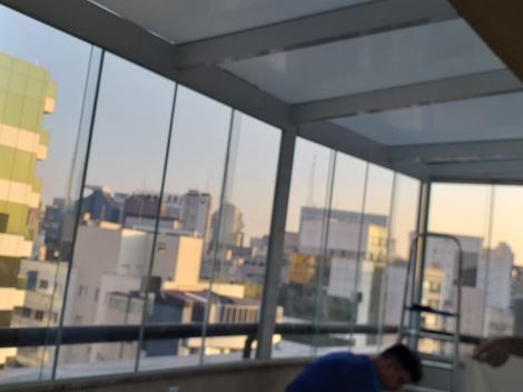 Manutenção em Vidros de Sacada na Chácara Flora